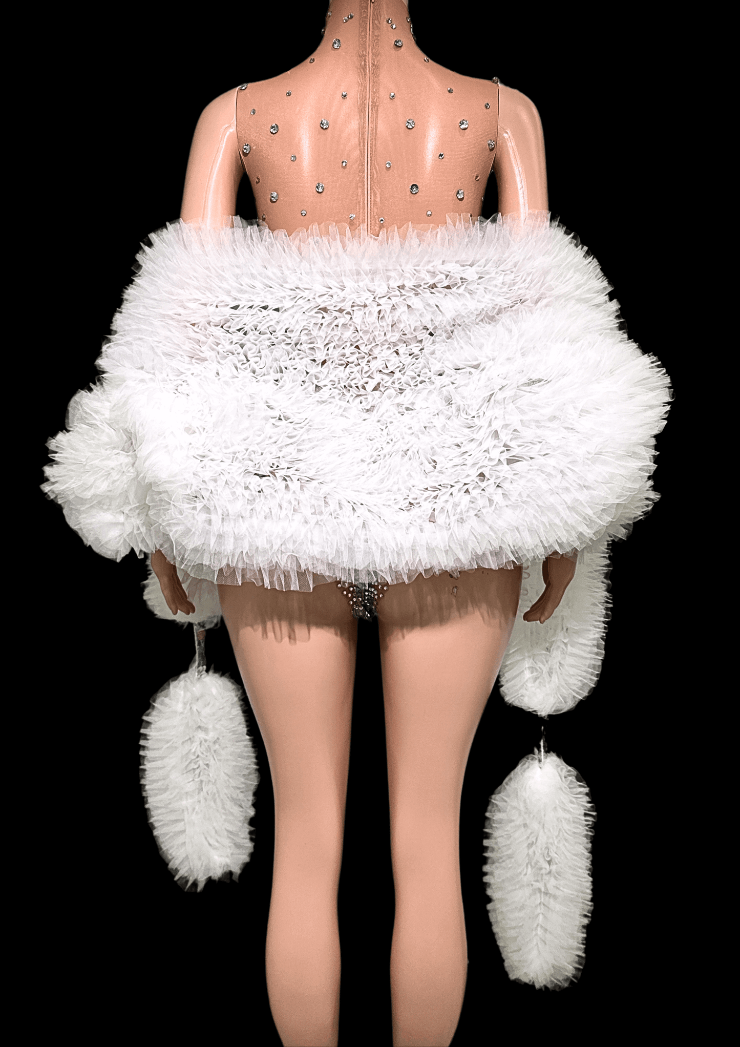 Wrap: Fluffy Cloud - Gorgeous Festival Outfits - Glamstone