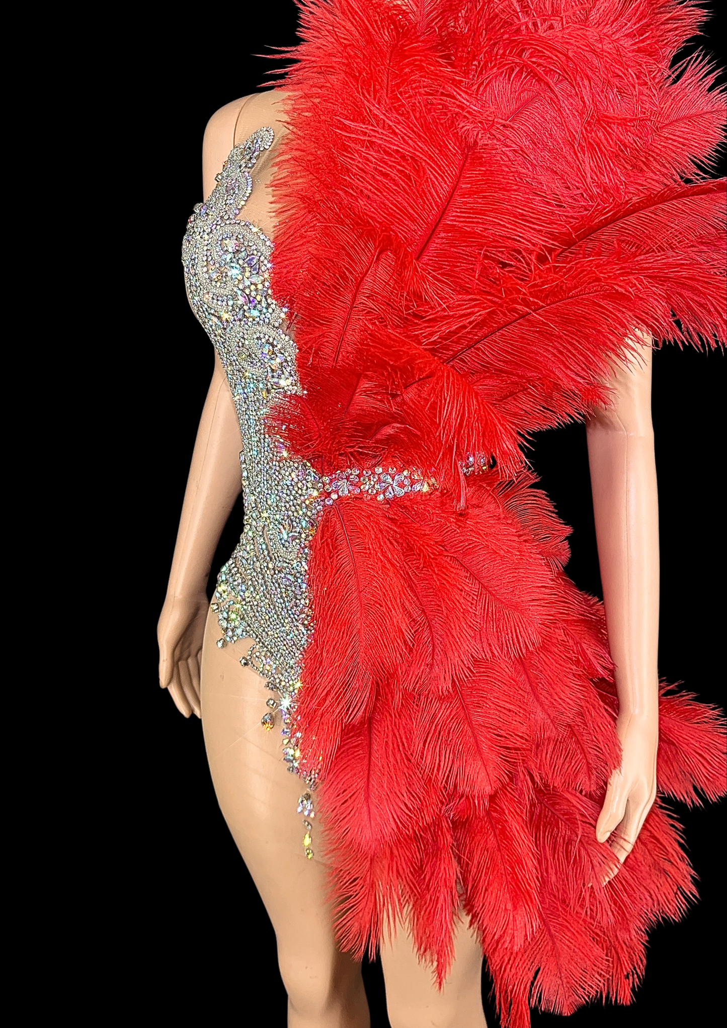 Mini Dress: Feather & Sparkle - Gorgeous Festival Outfits - Glamstone