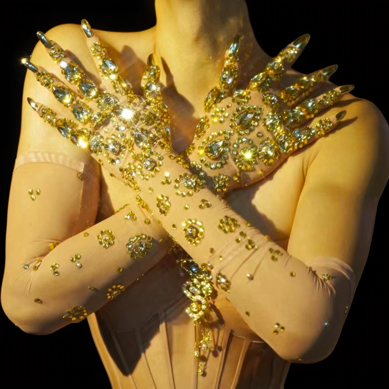 Party Gloves: Dazzle Twist - Gorgeous Festival Outfits - Glamstone