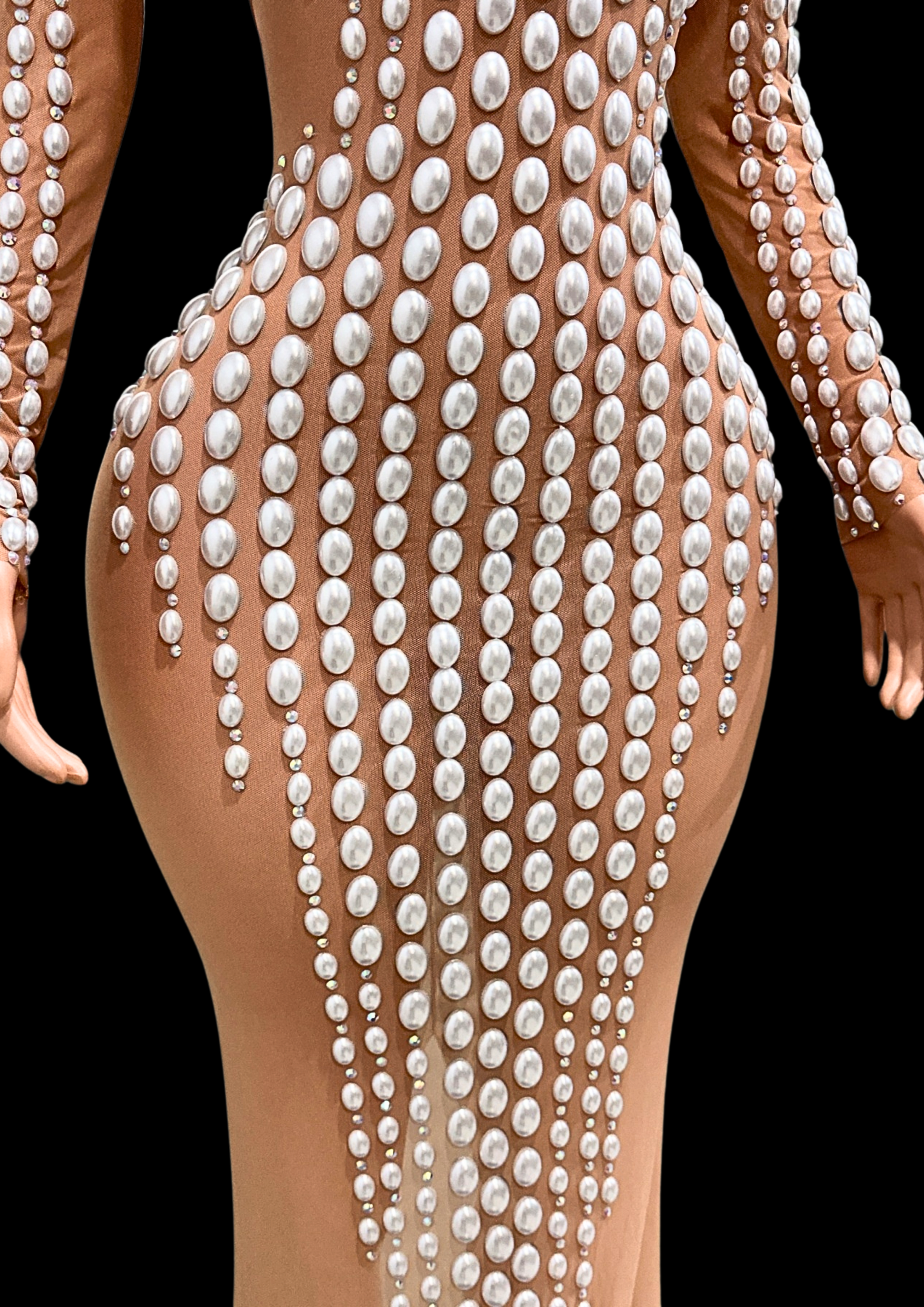 Maxi Dress: Arctic Beauty - Gorgeous Festival Outfits - Glamstone