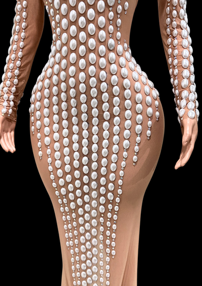Maxi Dress: Arctic Beauty - Gorgeous Festival Outfits - Glamstone