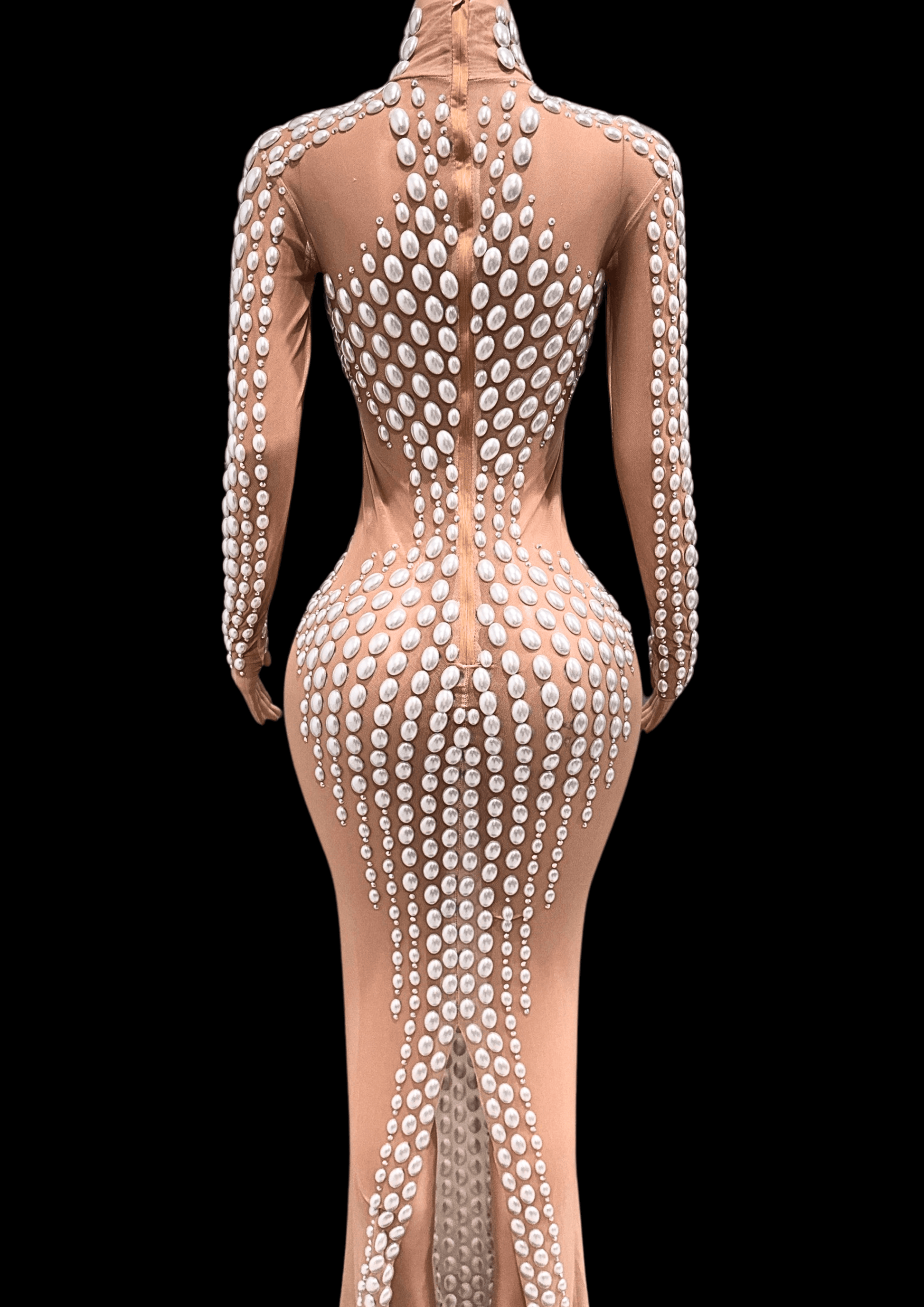 Maxi Dress: Arctic Beauty - Gorgeous Festival Outfits - Glamstone