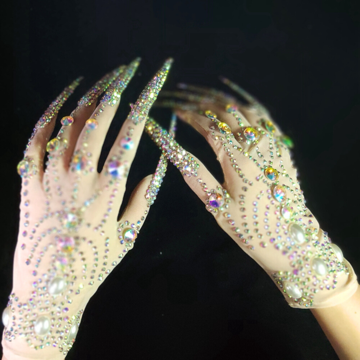 Party Gloves: Glow Rush - Gorgeous Festival Outfits - Glamstone