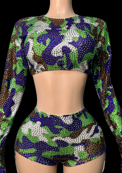 Party Costume Set: Army Babe inspired by Beyoncé, camouflage pattern, mannequin display.